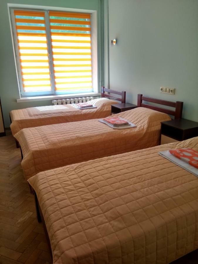 Hotel Tsentralnoho Budynku Khudozhnyka キエフ エクステリア 写真